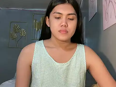 Delicate Savannah online show from October 2, 2:57 pm