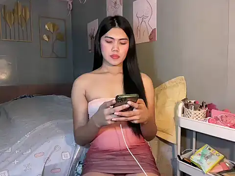 Delicate Savannah online show from March 23, 11:58 am