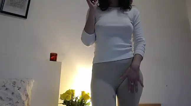 ocean eyess  online show from February 23, 5:07 pm