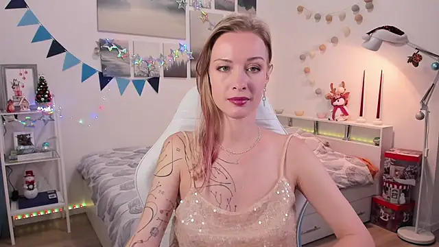 MissRightX online show from January 2, 4:35 pm