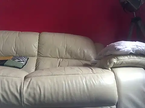 louh261 online show from October 22, 7:52 am