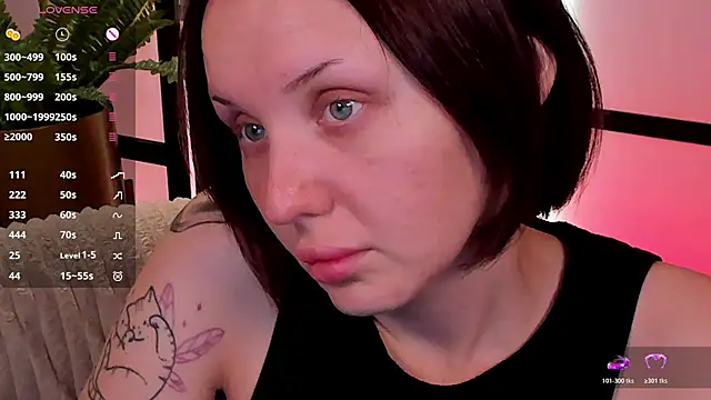 Snapshot of LianaFord chatting on February 7, 3:21 am LianaFord online show from February 7, 3:21 am