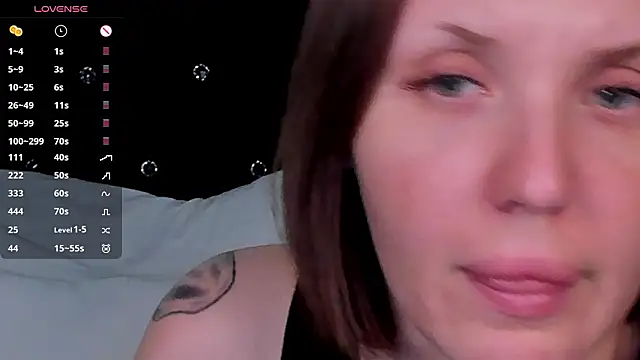 Snapshot of LianaFord chatting on February 18, 5:14 am LianaFord online show from February 18, 5:14 am