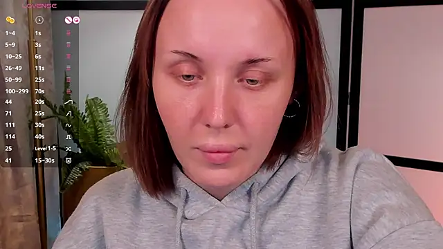 Snapshot of LianaFord chatting on April 21, 7:58 am LianaFord online show from April 21, 7:58 am
