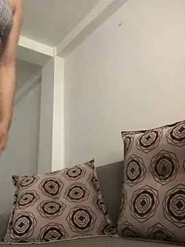 Snapshot of DulceChloe99 chatting on March 3, 7:06 pm DulceChloe99 online show from March 3, 7:06 pm