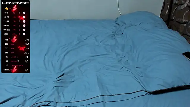 eva zero online show from December 13, 10:23 pm