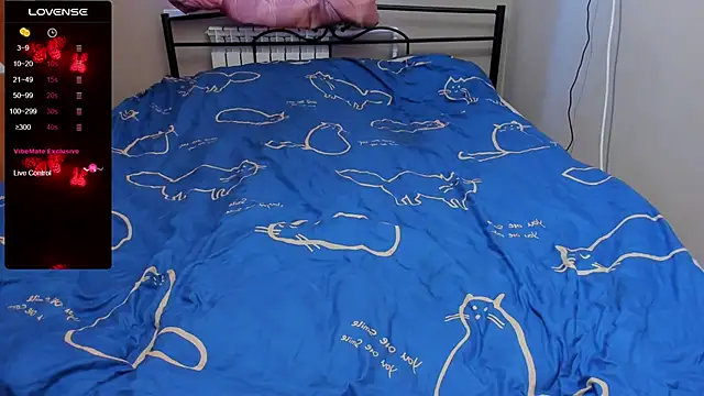 eva zero online show from October 22, 1:00 pm