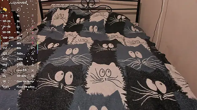 eva zero online show from March 25, 2:23 pm