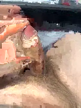 Snapshot of Vgma057 chatting on January 12, 10:56 am Vgma057 online show from January 12, 10:56 am