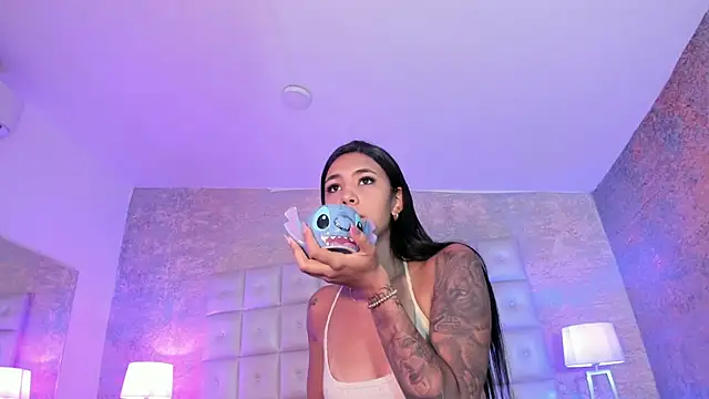 Snapshot of AntonellaRossi chatting on November 10, 7:46 pm AntonellaRossi online show from November 10, 7:46 pm