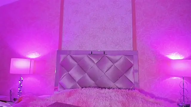 Snapshot of AntonellaRossi chatting on November 24, 7:46 pm AntonellaRossi online show from November 24, 7:46 pm