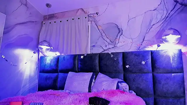 AntonellaRossi online show from February 21, 7:37 pm