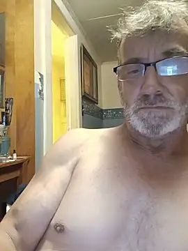 Snapshot of OralDesires2 chatting on August 2, 2:54 am OralDesires2 online show from August 2, 2:54 am