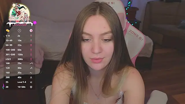 CyrilaPuff online show from December 24, 9:17 am