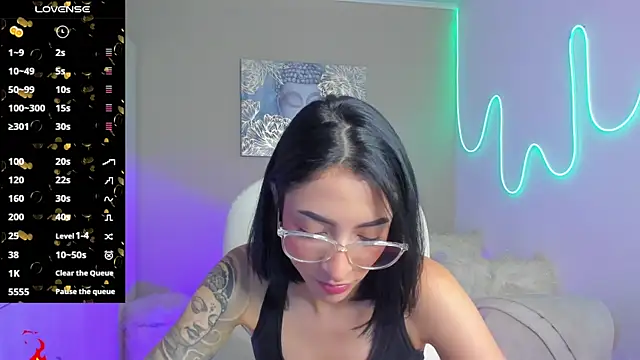 barbie scoth  online show from October 30, 10:21 pm