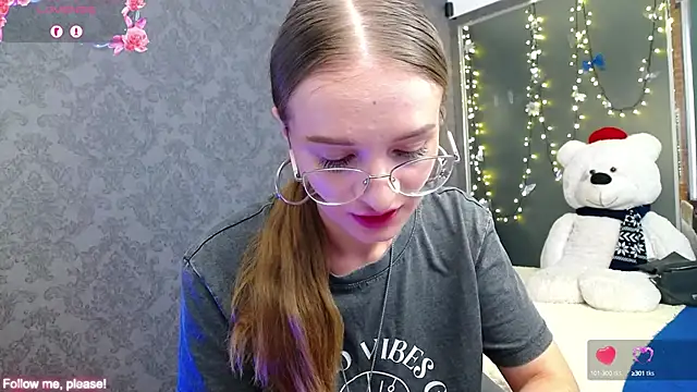 KateJonson online show from September 16, 6:58 am