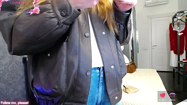 KateJonson online show from September 30, 7:02 am