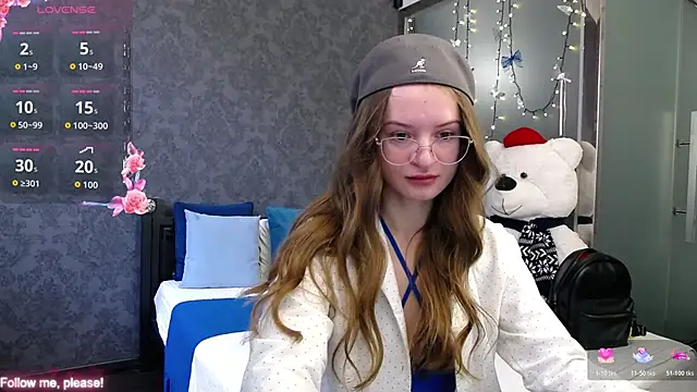 KateJonson online show from October 30, 7:21 am