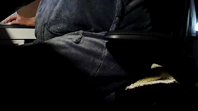 Snapshot of suedel65 chatting on January 7, 2:25 am suedel65 online show from January 7, 2:25 am