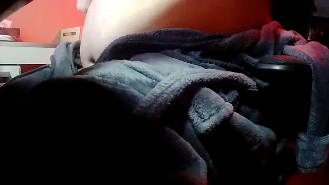 Snapshot of suedel65 chatting on February 20, 4:53 am suedel65 online show from February 20, 4:53 am