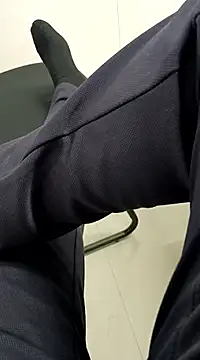 Desi Londa 143 online show from March 3, 7:43 am