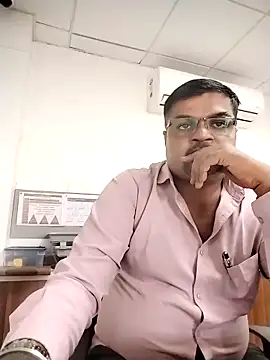 Desi Londa 143 online show from September 15, 5:29 am