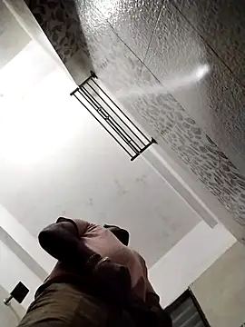 Desi Londa 143 online show from October 3, 3:47 am