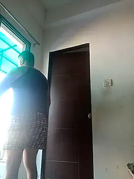 Desi Londa 143 online show from April 11, 2:49 am