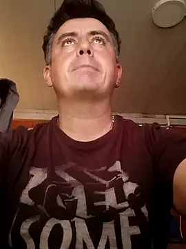 Snapshot of asil1710 chatting on January 13, 11:08 am asil1710 online show from January 13, 11:08 am