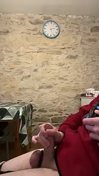 Snapshot of yann2392 chatting on December 17, 3:18 pm yann2392 online show from December 17, 3:18 pm