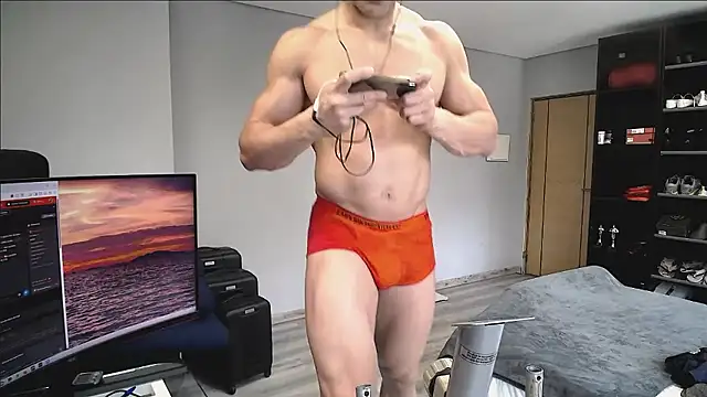 Snapshot of samricci21 chatting on January 17, 11:04 am samricci21 online show from January 17, 11:04 am