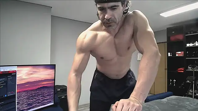 Snapshot of samricci21 chatting on January 19, 11:47 am samricci21 online show from January 19, 11:47 am