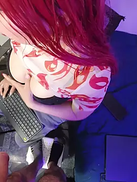 shelby  hotshoww online show from April 9, 12:54 am