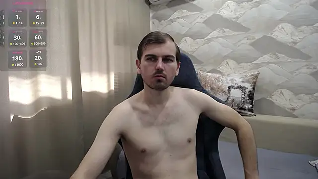 Snapshot of SerzhKorol1 chatting on March 3, 7:36 am SerzhKorol1 online show from March 3, 7:36 am