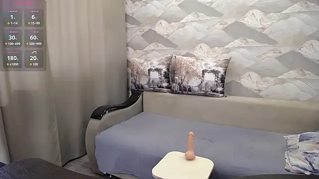 Snapshot of SerzhKorol1 chatting on March 8, 8:18 am SerzhKorol1 online show from March 8, 8:18 am