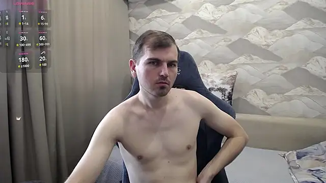 Snapshot of SerzhKorol1 chatting on March 13, 6:31 am SerzhKorol1 online show from March 13, 6:31 am