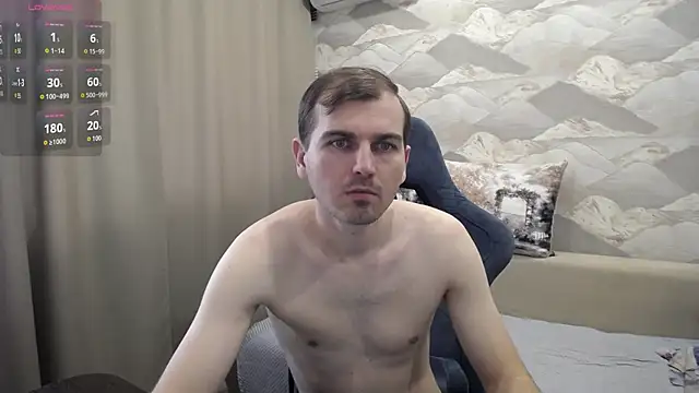 Snapshot of SerzhKorol1 chatting on March 26, 8:31 am SerzhKorol1 online show from March 26, 8:31 am