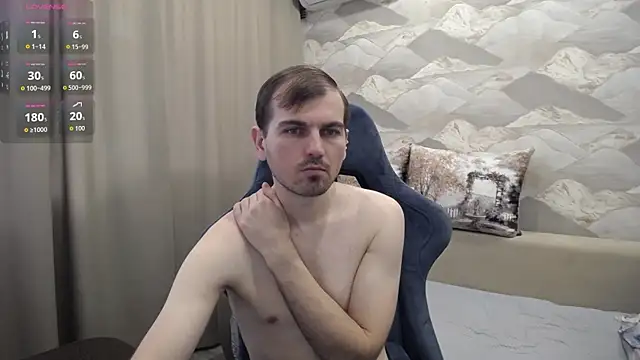 Snapshot of SerzhKorol1 chatting on March 30, 7:53 am SerzhKorol1 online show from March 30, 7:53 am