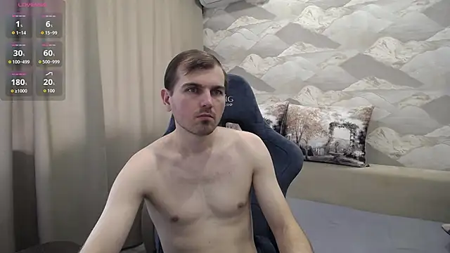 Snapshot of SerzhKorol1 chatting on April 3, 7:17 am SerzhKorol1 online show from April 3, 7:17 am