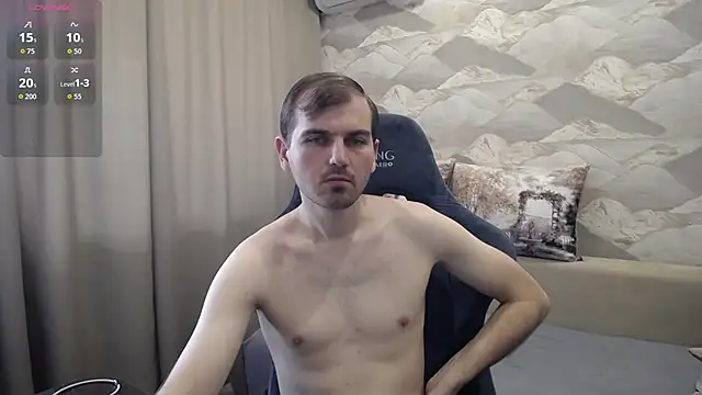 Snapshot of SerzhKorol1 chatting on April 4, 7:28 am SerzhKorol1 online show from April 4, 7:28 am