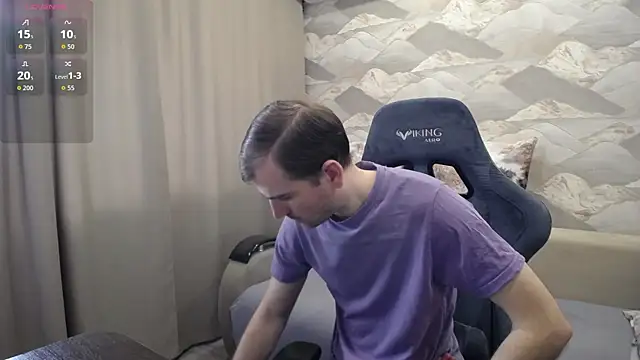 Snapshot of SerzhKorol1 chatting on April 10, 9:03 am SerzhKorol1 online show from April 10, 9:03 am