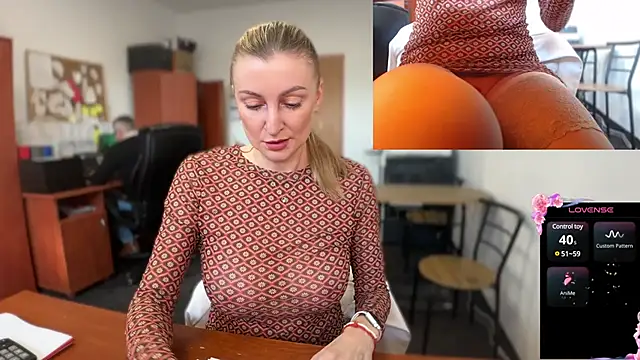 legsLONG online show from February 18, 8:59 am