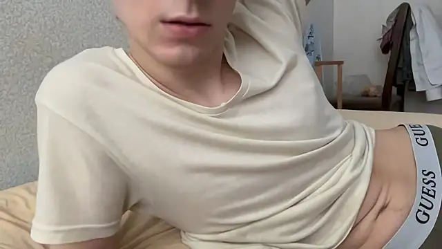 Snapshot of Lamonteik chatting on March 10, 4:07 am Lamonteik online show from March 10, 4:07 am