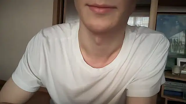 Snapshot of Lamonteik chatting on March 15, 8:37 am Lamonteik online show from March 15, 8:37 am