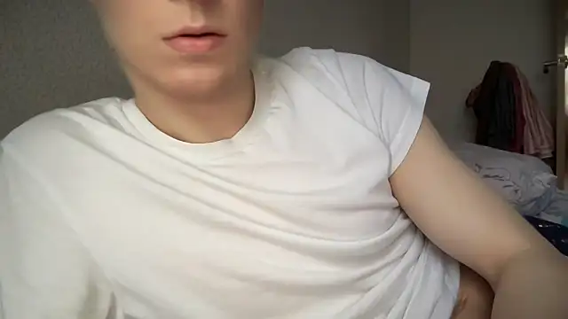 Snapshot of Lamonteik chatting on March 16, 10:44 am Lamonteik online show from March 16, 10:44 am