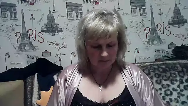 Snapshot of Gina_Marlyn chatting on December 3, 7:55 pm Gina Marlyn online show from December 3, 7:55 pm