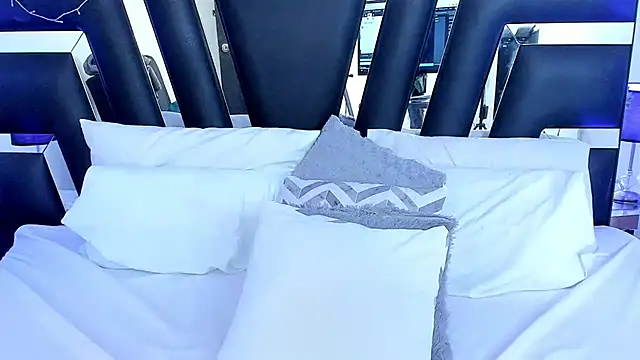 Snapshot of katya_kozlov chatting on February 24, 9:43 am katya kozlov online show from February 24, 9:43 am