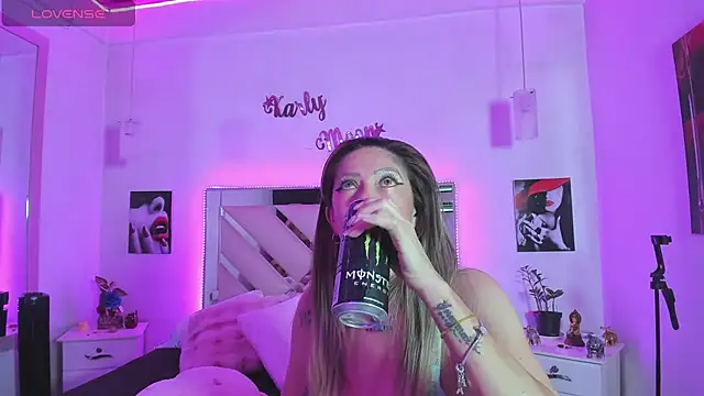 Karly moon online show from November 11, 11:38 pm