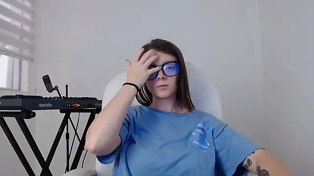 Arya starrk online show from December 6, 12:05 pm