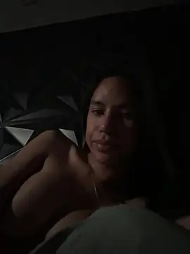 Snapshot of SweetNikita chatting on March 21, 12:28 pm SweetNikita online show from March 21, 12:28 pm